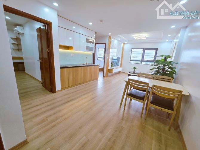 Bán gấp căn hộ toà Hateco Hoàng Mai-Yên Sở, 86m2, full nội thất xịn, tầng đẹp view Hồ