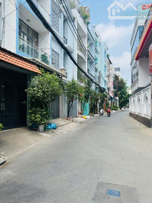 Nhà hẻm xe hơi, p.12-q.10, sát ngả 3 đi 3/2 - sư vạn hạnh - thành thái - 10