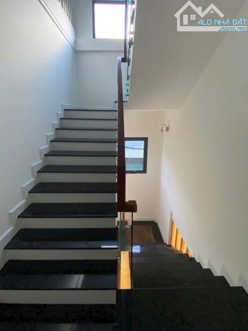 CẦN BÁN NHÀ 2 MẶT TIỀN ĐẸP P.7, ĐÀ LẠT GIÁ CHỈ 6,8 TỶ 96m² (sổ riêng đất xây dựng) - 11