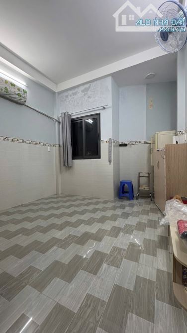 ÂU CƠ P9 TÂN BÌNH NGAY LÊ ĐẠI HÀNH - 40M2 5 TẦNG 5PN HẺM 3M - 5