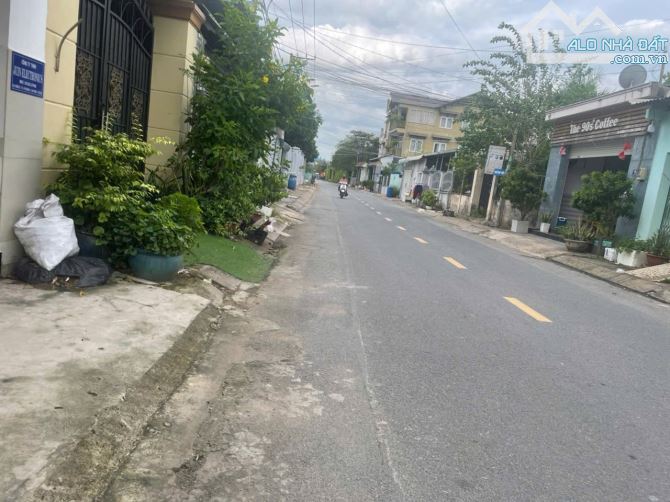 Bán Nhà Mặt Tiền Kinh Doanh Diện Tích 65m2 Tại Nguyễn Duy Trinh,LONG TRƯỜNG chỉ 4.5 tỷ - 1