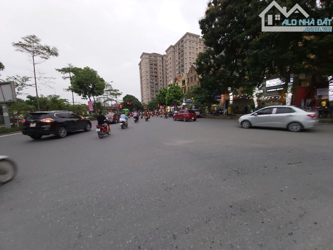 Nhà mặt phố Nguyễn Hữu Thọ, mặt hồ Linh Đàm, 158m2, MT 12m, 6 tầng, thang máy, Giá 120 Tỷ - 1