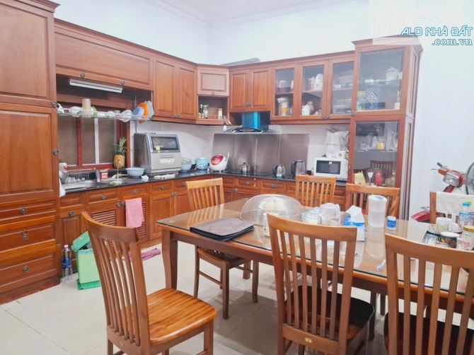 BÁN NHÀ HOÀNG NHƯ TIẾP, BỒ ĐỀ, LONG BIÊN DIỆN TÍCH 70 MÉT X 5T, Ô TÔ TRÁNH GẦN, 14 TỶ - 1