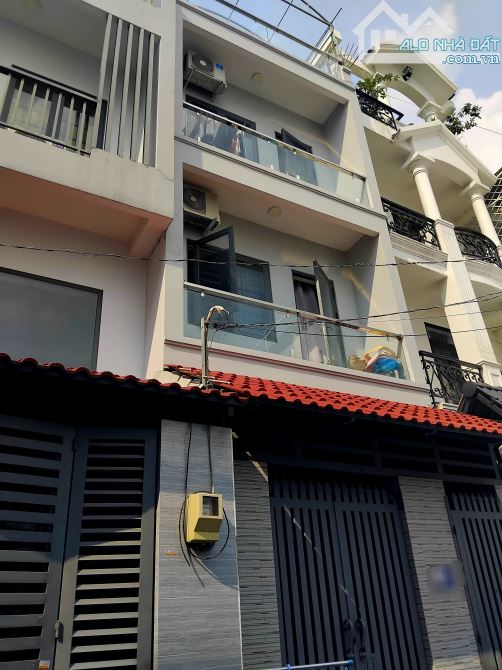 Bán nhà Tô Ngọc Vân Q12,cách 20m ra mặt tiền,64m² 4 tầng,chỉ 5.9 tỷ - 1