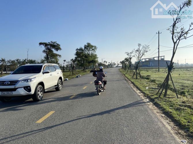 án 242.8m2 cạnh Bến đò Cồn Tộc, huyện Quảng Điền, Huế - 1
