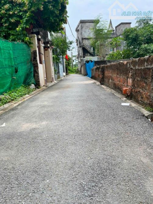 MẢNH ĐẤT ĐẸP 🏠 BÁN ĐẤT TRÂU QUỲ – GIA LÂM – NGÕ THÔNG Ô TÔ – GẦN VIN 1 – 50M² 💸 6.98 TỶ - 1