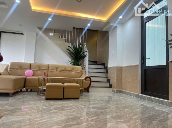 🌟 Nhà Đẹp Đà Lạt – 136m² – Hẻm Xe Hơi, Gần Chợ & Trường Học – Giá 4,5 Tỷ - 1