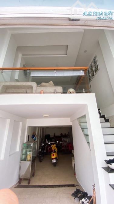 Ngộp vốn bán gấp nhà huỳnh mẫn đạt-bình thạnh giá 4tỷ890/ 68,6 - 1
