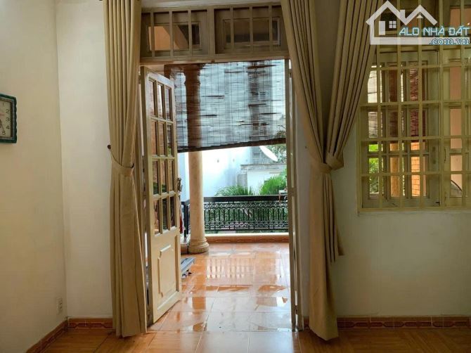 BÁN NHÀ ĐẸP 3 TẦNG – ĐƯỜNG ÚT TỊCH, P.4, TÂN BÌNH –HXH - 65m2( 4,8m* 13m) 12.5 TỶ  còn TL - 1