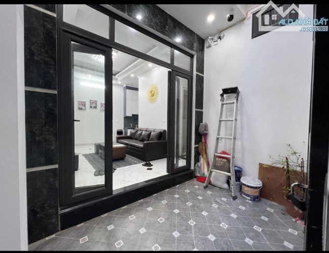 CHÍNH CHỦ CẦN BÁN NHÀ RIÊNG HỐ BẠCH MAI 37M2 X 4,5 TẦNG - 1