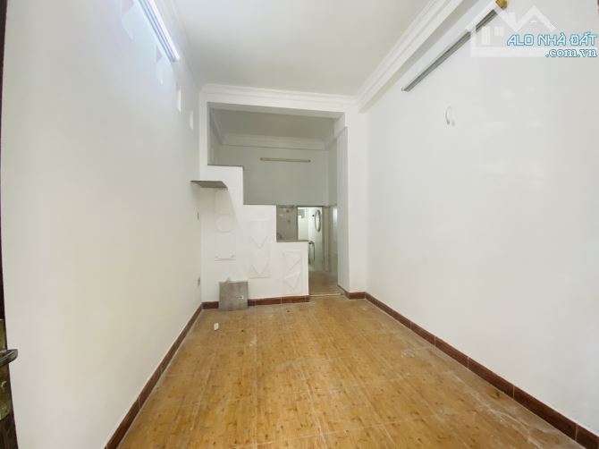Bán Nhà Cộng Hoà Tân Bình hẻm ô tô 8m 65m2 5 tầng 12phòng nhỉnh 13 tỷ - 1