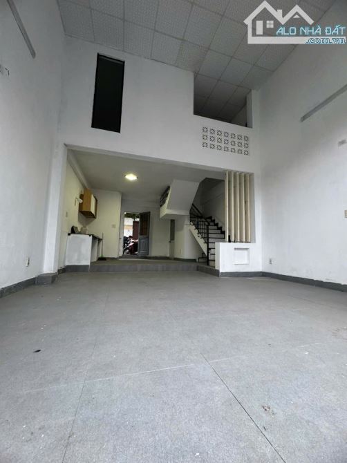 Cần bán nhà cấp 4 mê lững đúc đường 10m5 , trung tâm Quận Thanh Khê - 1
