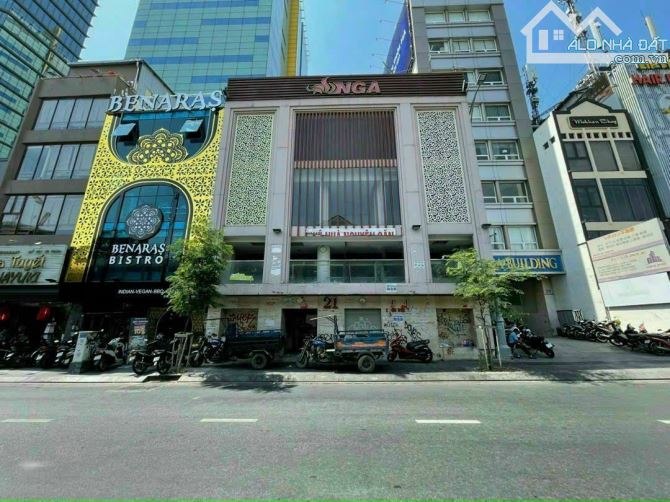 Bán nhà 121 Võ Thị Sáu , Quận 3. DT: 15x24m , 4 tầng , giá bán 185 tỷ TL - 1