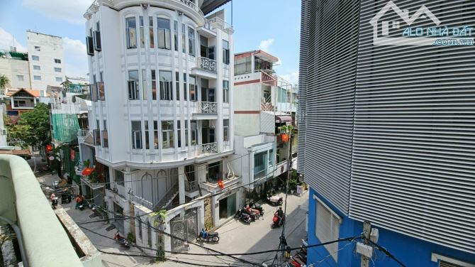 🔥 2MT Hẻm 10m Bàn Cờ Q3 – Diện tích khủng 4*18 m2 – Giá Chỉ 11.5 Tỷ - 1