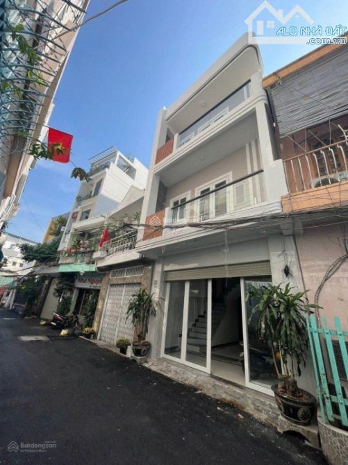 5 PHÚT RA GA TÂN CẢNG ĐI QUẬN 1, Bán Nhà 4 Tầng Mới Đẹp - 50m2 - 4Pn 5Wc xe hơi trong nhà - 1