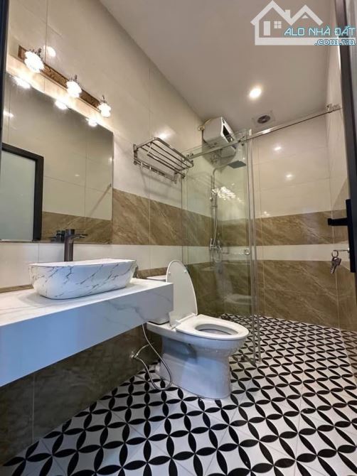 Bán nhà Xuân Đỉnh 50m2 Dân xây chắc chắn, gần CV Hòa Bình, Chợ, Sát ô tô tránh, Nhỉnh 8 tỷ - 1