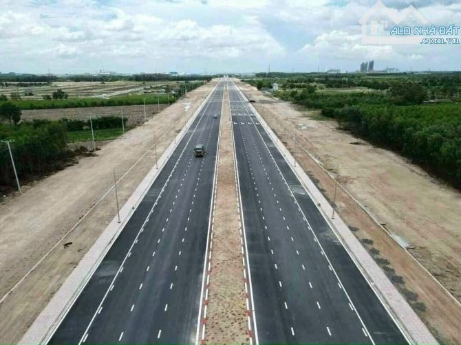 Duy Nhất 1 Lô Góc 2MT Đường HÙNG VƯƠNG, 256m2, Ngay Chợ Vĩnh Thanh - Nhơn Trạch, 2ty5 - 1