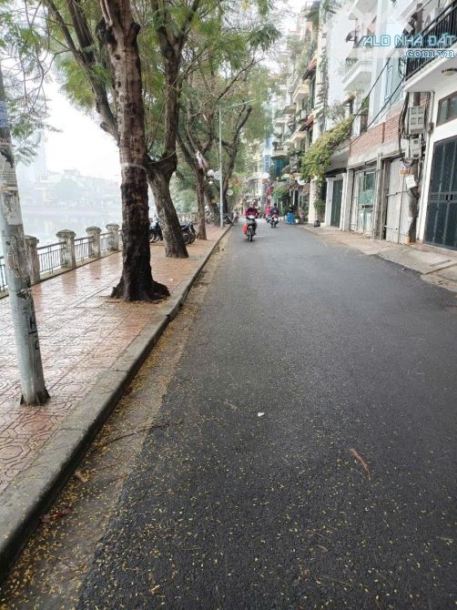 Cho thuê 40m2, tầng 1,nở hậu có lộc,  nhà mặt phố đi bộ Mai Anh Tuấn, view hồ Hoàng Cầu