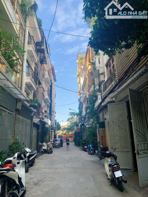 Bán nhà Văn Quán, ba bước ra Đại học Kiến Trúc, ô tô đỗ cửa, hơn 10 tỷ - 1