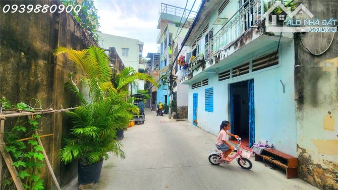 Hiếm!! Hẻm 4,5m - Ngang 7m nở hậu - 245m2 - Chỉ 18,9Tỷ TL. - 1