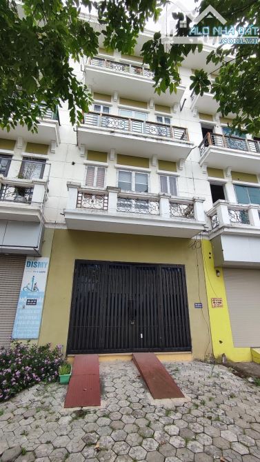 Liền kề DV Tân Tây Đô 4 tầng ô chờ thang máy chỉ 12 tỷ - 2