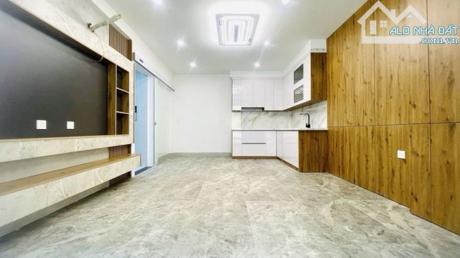 BÁN NHÀ PHỐ NGUYỄN NGỌC NẠI-7 TẦNG-THANG MÁY-5M RA PHỐ OTO VÀO NHÀ RỘNG 5.8M-GIÁ NHỈNH 17. - 2