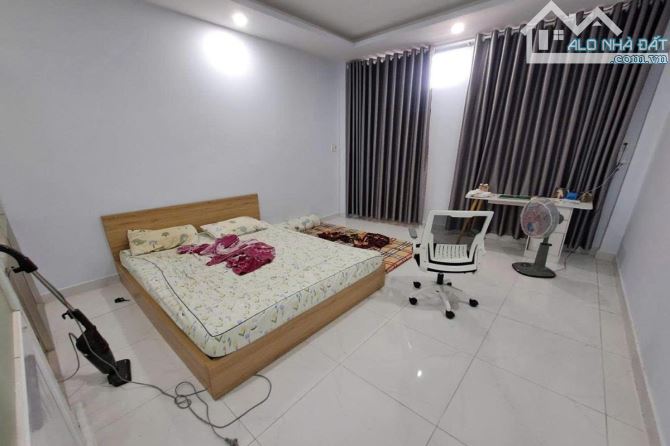 Bán nhà hẻm 3m, Ni Sư Huỳnh Liên, Tân Bình, 51 m² (4.1m x 13m), 2 tầng - Giá 4.9 tỷ TL - 2