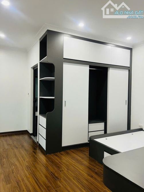 Bán nhà riêng tại Phạm Văn Đồng, CổNhuế,  58m2, ô tô, kinh doanh, nhỉnh 15tỷ. - 2