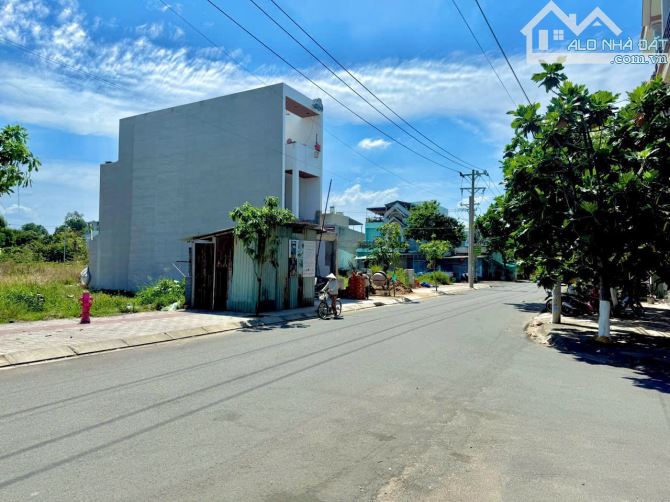 Chỉ với 500 triệu Sở Hữu ngay Đất Nền Ngay TP Biên Hòa, P Bửu Long. SỔ RIÊNG Đường nhựa 10 - 2