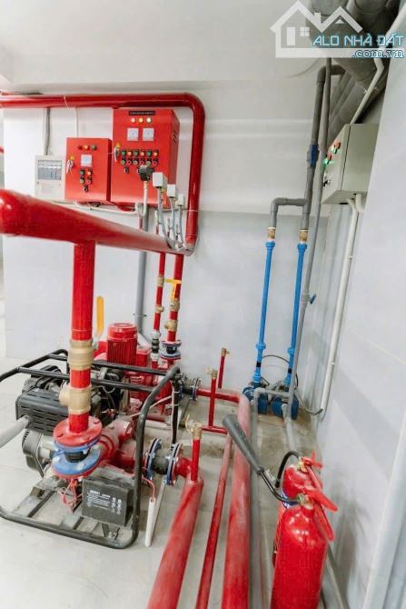 KHAN HIẾM BÁN CHDV ĐƯỜNG QUANG TRUNG P11 DT 8X25 NỞ HẬU 10M 75P HẦM 7 LẦU - 2