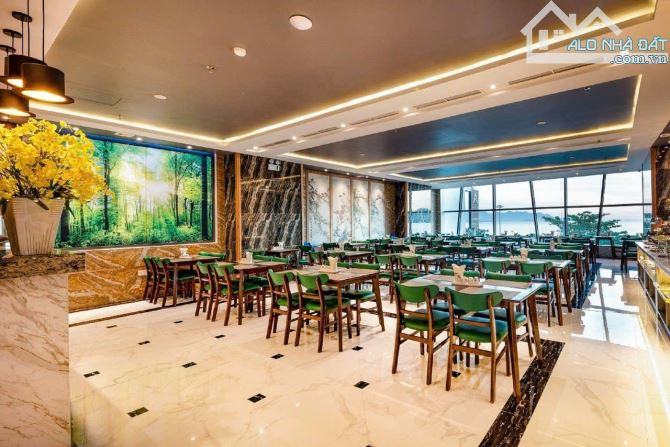 Bán khách sạn mặt tiền đường Trần Phú  -  Diện tích đất: 212 m2,ngang 9 mét , 20 tầng - 2