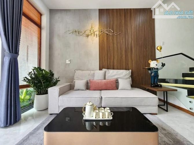 NHÀ SỔ RIÊNG 210M2 NGAY KCN VSIP3 TÂN UYÊN - 2