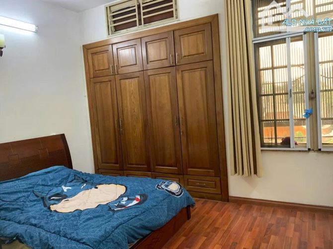 BÁN NHÀ ĐẸP 3 TẦNG – ĐƯỜNG ÚT TỊCH, P.4, TÂN BÌNH –HXH - 65m2( 4,8m* 13m) 12.5 TỶ  còn TL - 2