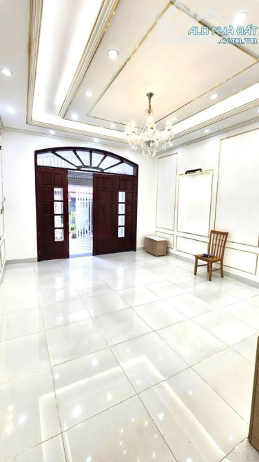 3 TẦNG TRONG KHU DÂN CƯ ĐỒNG BỘ LASCASA - PHÚ THUẬN Q7- NGANG 5M XH NGỦ TRONG NHÀ-9.5 TỶ - 2
