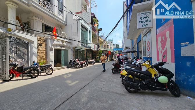🔥 2MT Hẻm 10m Bàn Cờ Q3 – Diện tích khủng 4*18 m2 – Giá Chỉ 11.5 Tỷ - 2