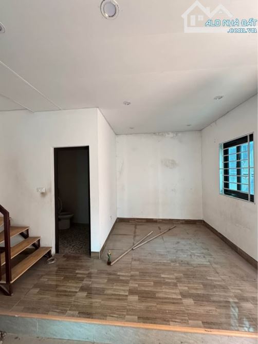 BÁN NHÀ 3 TẦNG DÂN XÂY GẦN TT TRÔI – GIÁ RẺ NHẤT KHU VỰC, 42M, CHỈ 3.35 TỶ. - 2