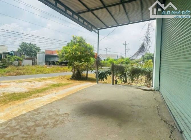 Chú Vũ Kẹt tiền bán nhà kho 240m2 ở xã Tân Phú Trung - Củ Chi giá 630 triệu. - 2