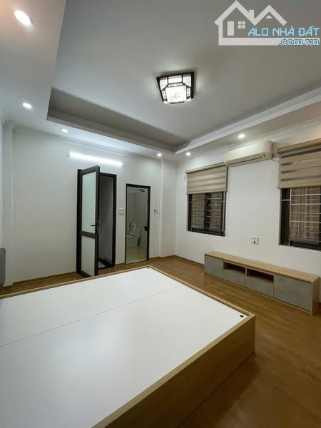 Bán nhà Xuân Đỉnh 50m2 Dân xây chắc chắn, gần CV Hòa Bình, Chợ, Sát ô tô tránh, Nhỉnh 8 tỷ - 2