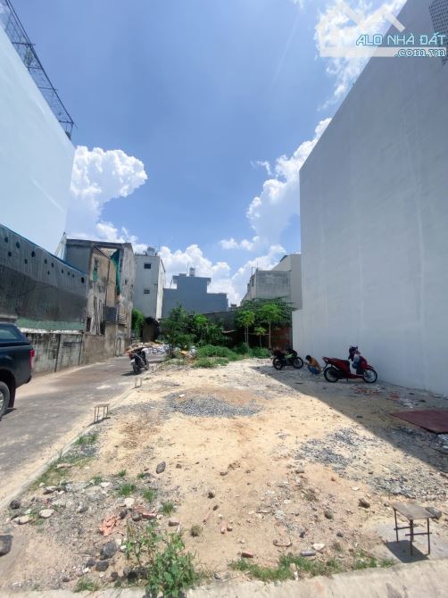 BÁN ĐẤT LINH XUÂN 90M2(4*21,5)SỔ RIÊNG, ĐƯỜNG Ô TÔ. GẦN MẶT TIỀN QL1K CCHIR 5,1 TỶ - 2