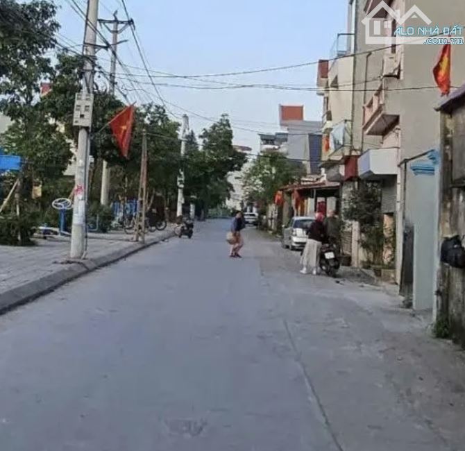 SIÊU PHẨM ĐẤT HIẾM MAI LÂM-ĐÔNG ANH-Ô TÔ ĐẬU CỬA-DT 56M2–MT 4.4M-8.3TỶ CÓ THƯƠNG LƯỢNG - 2