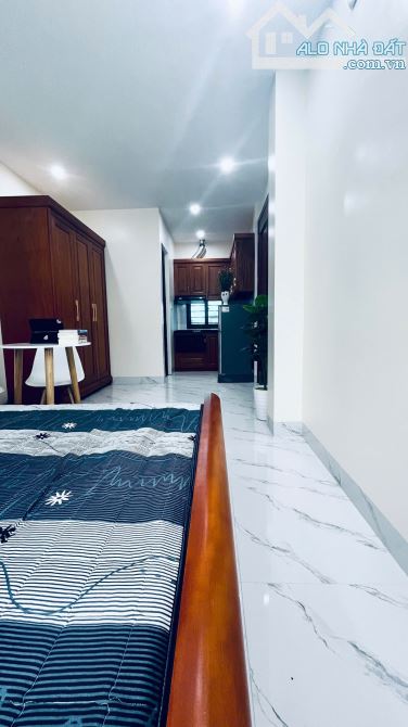 BÁN CHDV CCMINI , DƯƠNG QUẢNG HÀM , 60M , 6TẦNG, 15 Phòng , DT 75tr/th, Ngõ Thông Rộng - 2