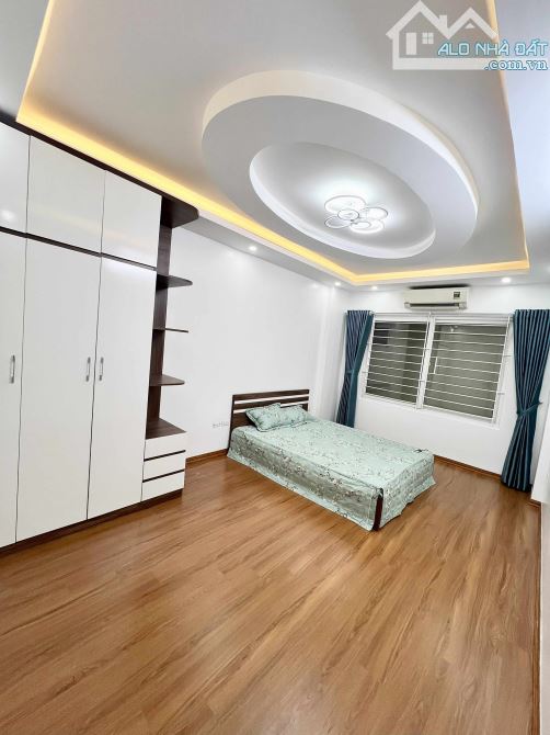 Bán Căn Nhà Phố Trần Quốc Vượng - Trung Tâm Cầu Giấy - Ngõ Nông rộng - 35m - 7.4 tỷ - 2