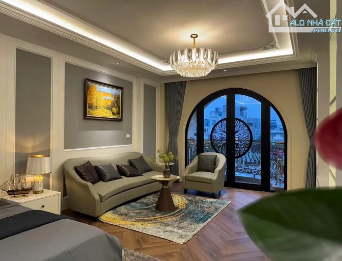 siêu phẩm phố Đàm Quang Trung Long biên 50m 8 tầng 18.6 tỷ ô tô tránh đỗ, gara ô tô, thang - 2
