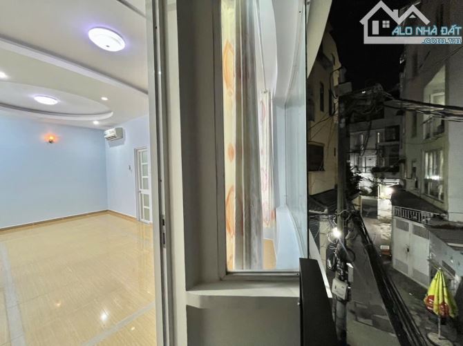Bán nhà Phan Đăng Lưu – Phú Nhuận – căn góc 3 mặt thoáng – giá 7.85 tỷ - 2