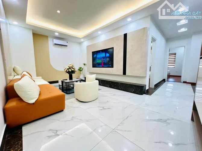 CHUNG CƯ NAM TRUNG YÊN – ĐẸP THOÁNG Ô TÔ- 85M – TẦNG 4 – GIÁ 6,75 TỶ - 3