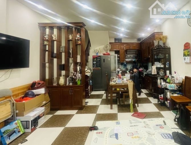🏡Nhà 5 tầng 40m2 Xuân Thủy NGÕ THOÁNG gần ĐẠI HỌC 10 tỷ - 3