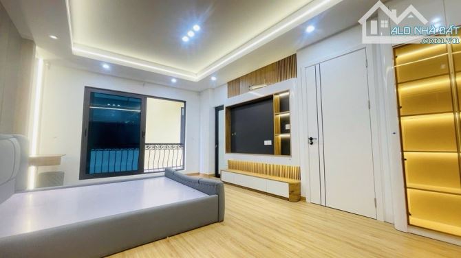 BÁN NHÀ PHỐ NGUYỄN NGỌC NẠI-7 TẦNG-THANG MÁY-5M RA PHỐ OTO VÀO NHÀ RỘNG 5.8M-GIÁ NHỈNH 17. - 3