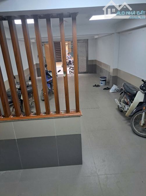 Cho thuê căn nhà 65m2 x 7 tầng tai ngõ 100 đường Hoàng Quốc Việt, Nghĩa Đô, Hà Nội - 3