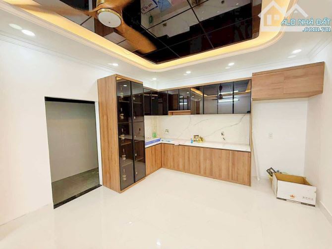 Nhà Huỳnh Tấn Phát_ Nhà Bè. DT 122m2. 2 tầng. Ngang 5.4m/6.8m, dài 20m. Giá 6.85 tỷ. - 3