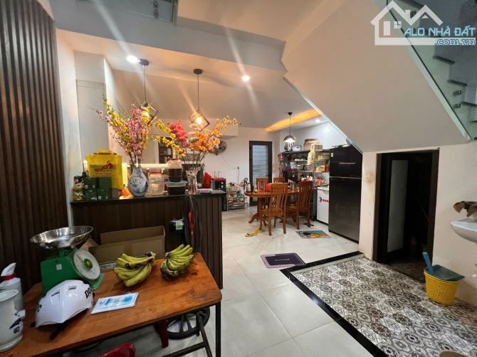 Bán nhà đẹp 3 tầng mặt tiền đường 7m5 Hoài Thanh, gần Dương Khuê, Mỹ An, Ngũ Hành Sơn - 3
